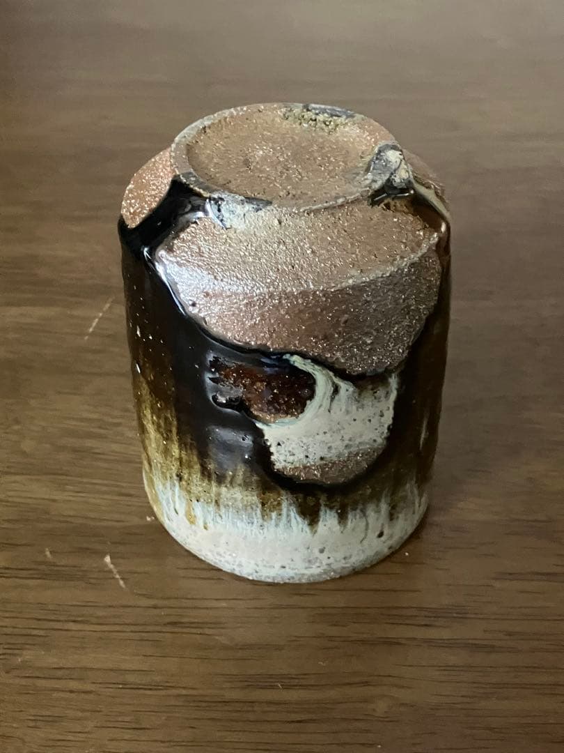 吉野敬子作　朝鮮唐津湯呑　2脚セット　遺作　径7cm 高さ8.5cm