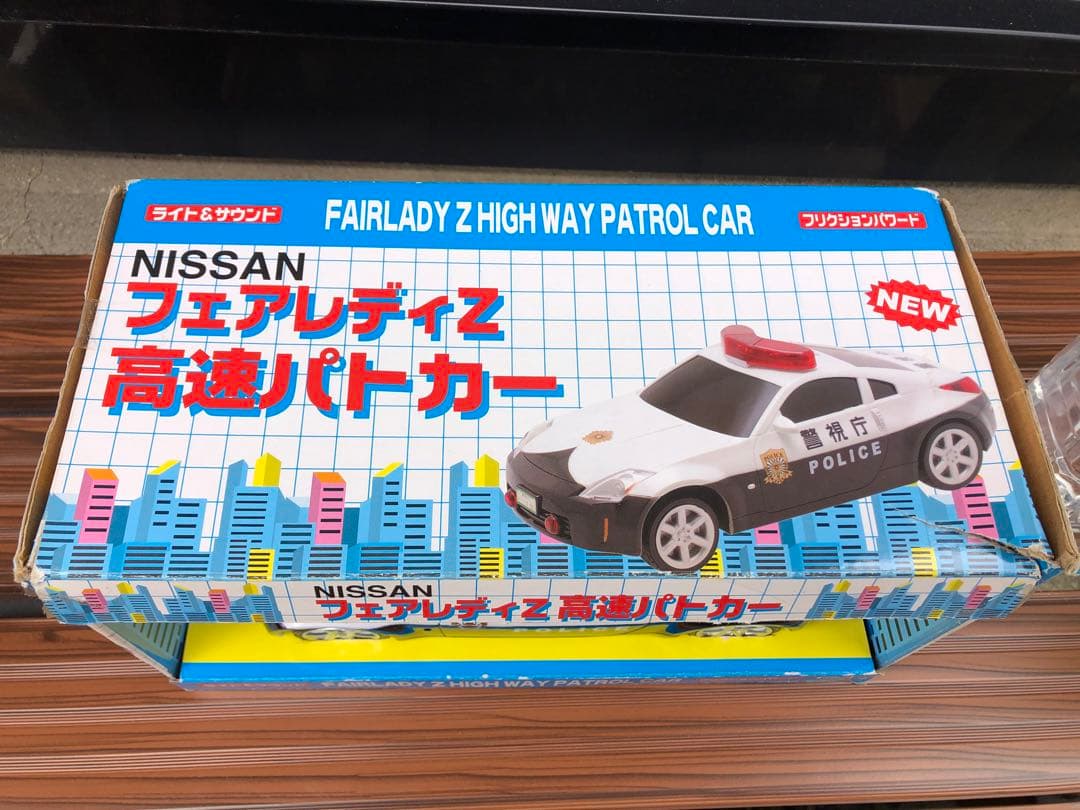 希少 新品未使用トイコー フェアレディZ高速パトカー ライト&サウンド