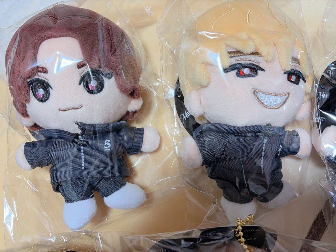 SixTONES 手つなぎストぬい　ぬいぐるみ