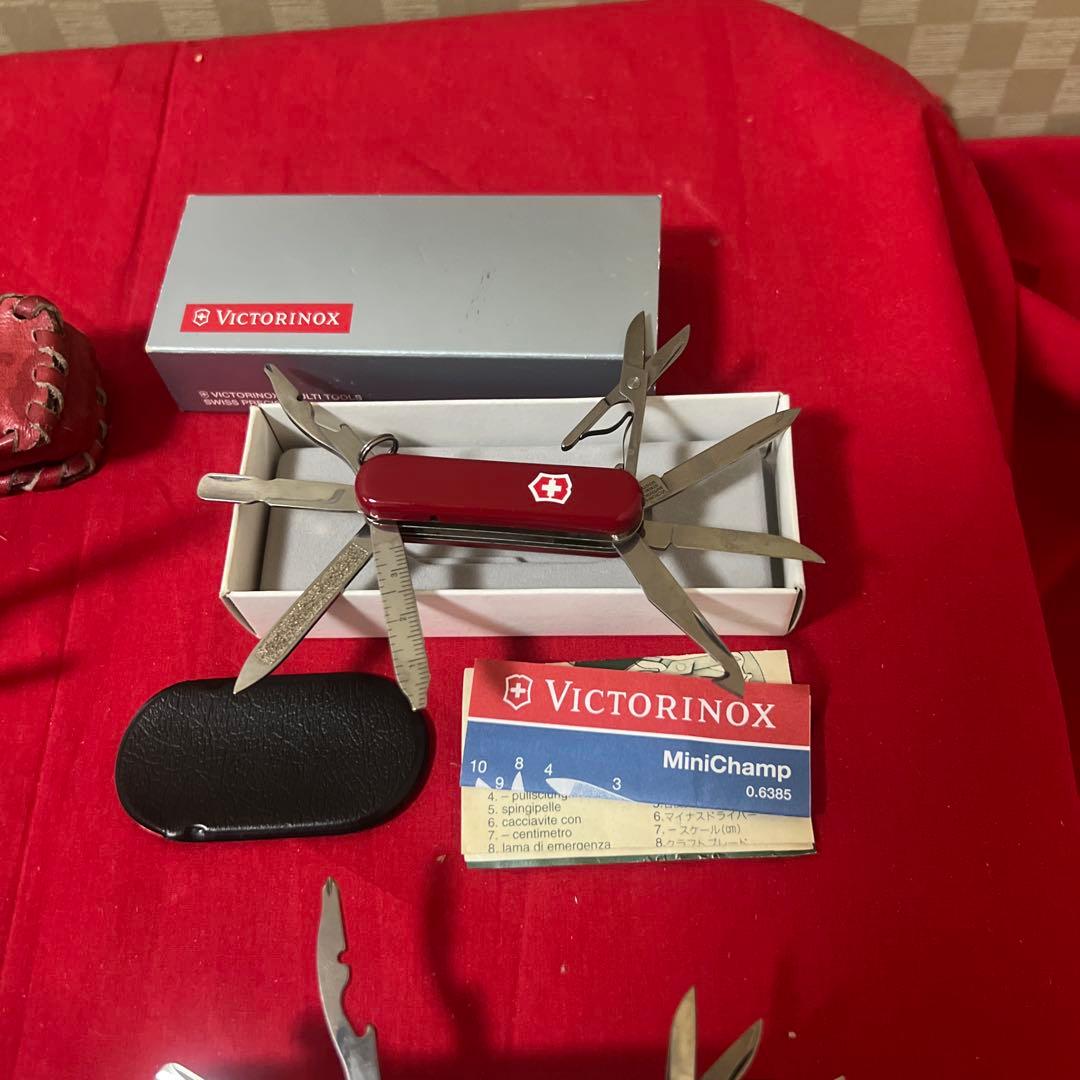 Victorinox スタンダード　四点