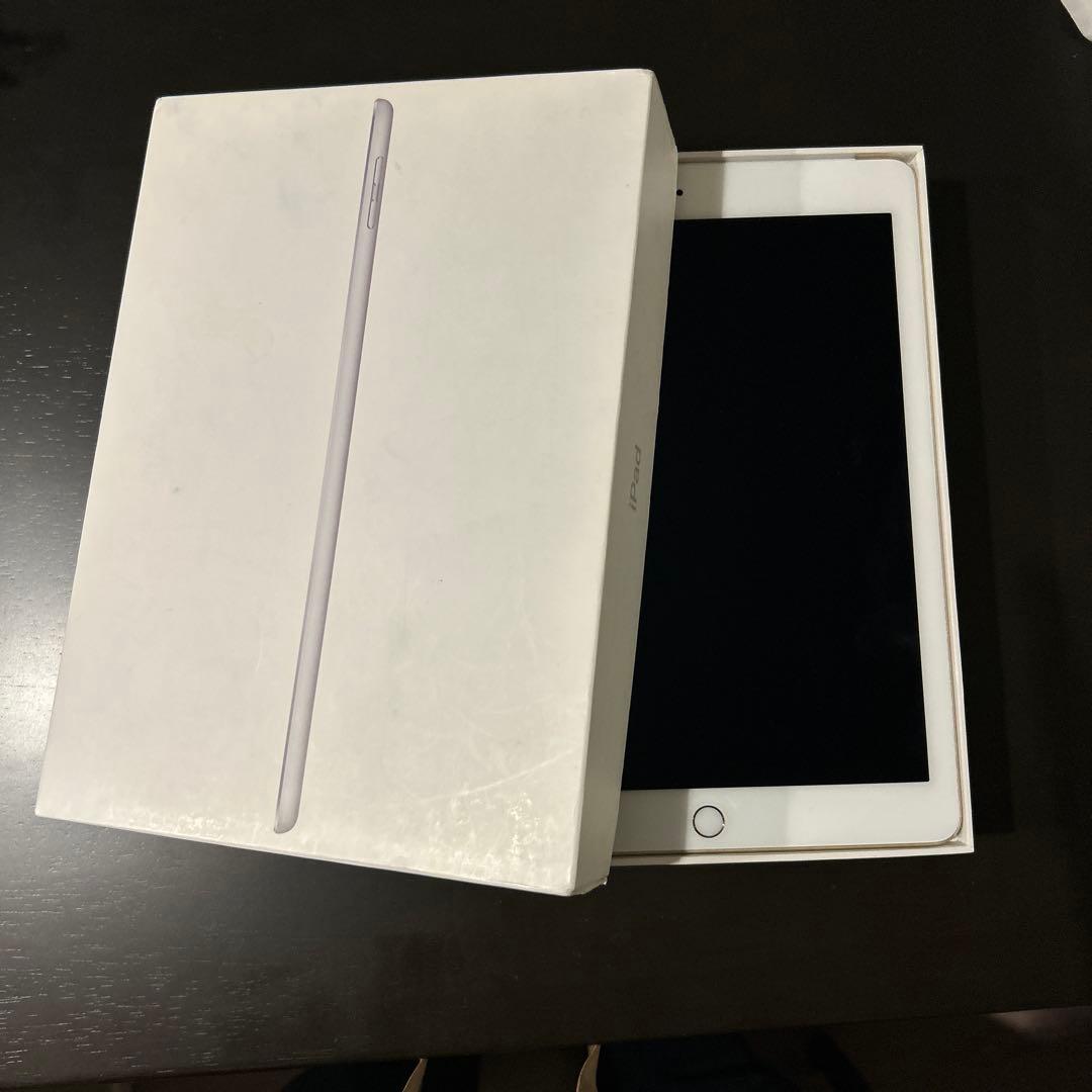 iPad ゴールド 本体 充電器付き