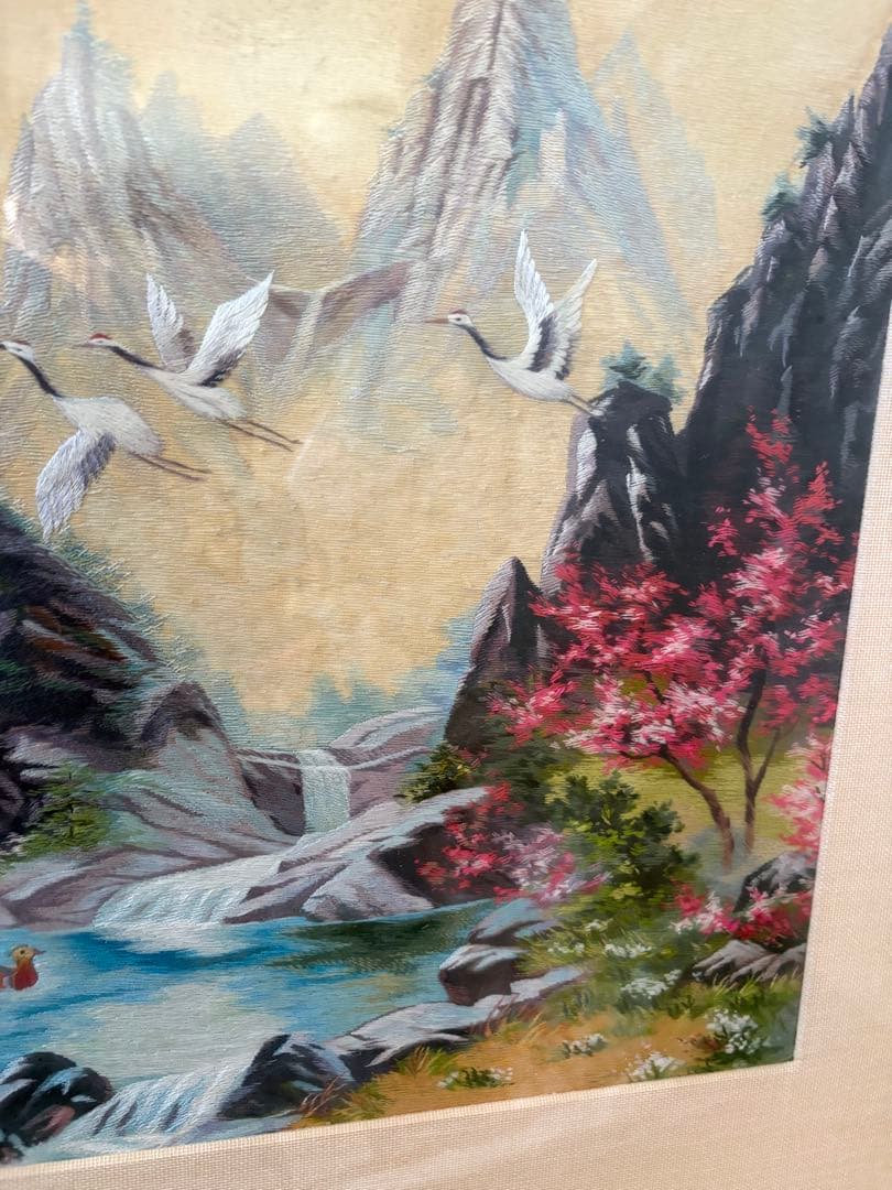 北朝鮮作家　刺繍絵　風景画　額縁付
