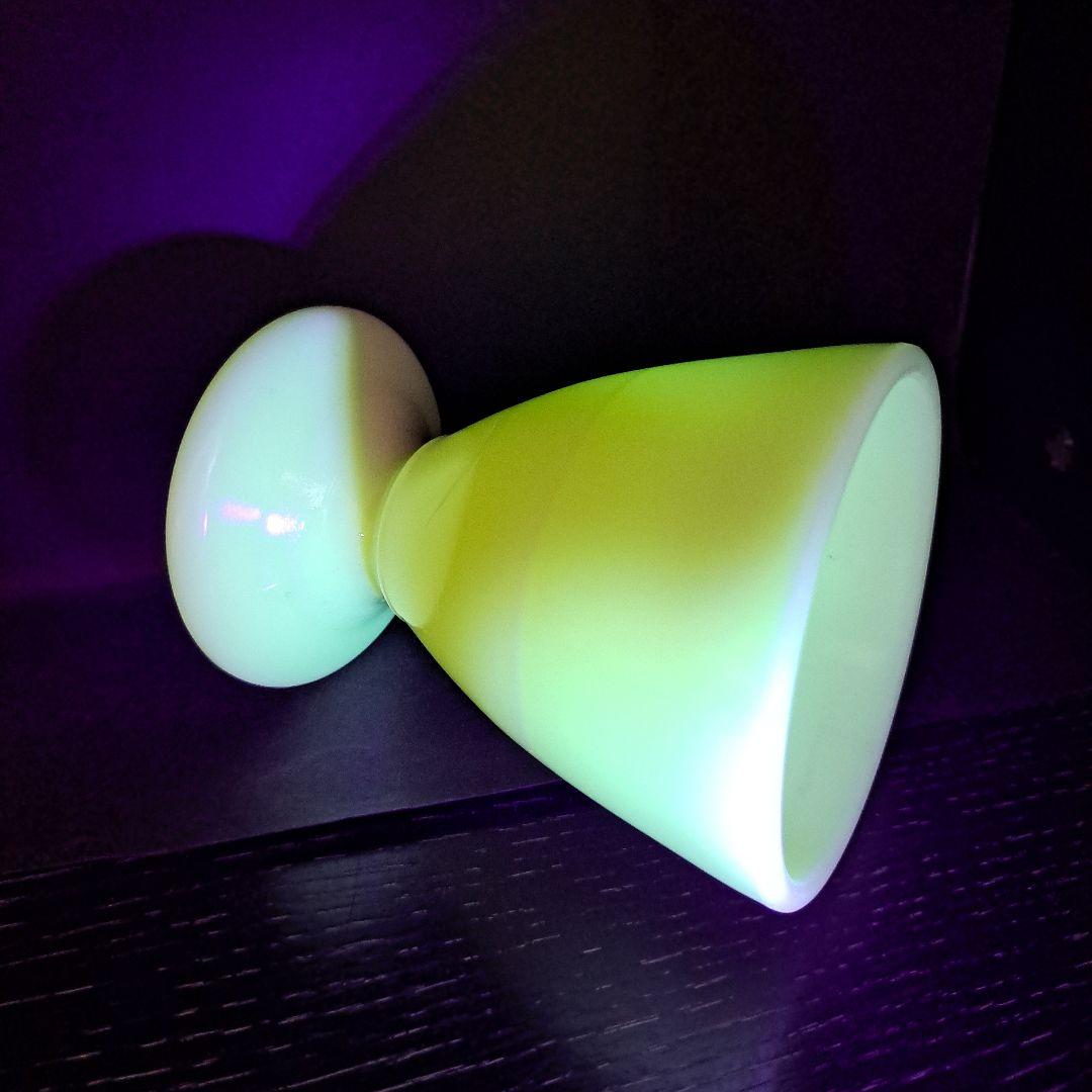 ウラン硝子　乳白　マッキータンブラー　USA 　ファイヤーキング社　1930年