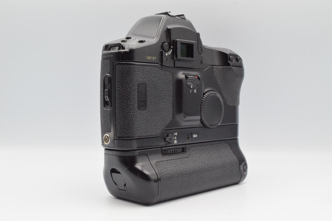 Canon EOS-1N フィルム一眼レフカメラ #CB004