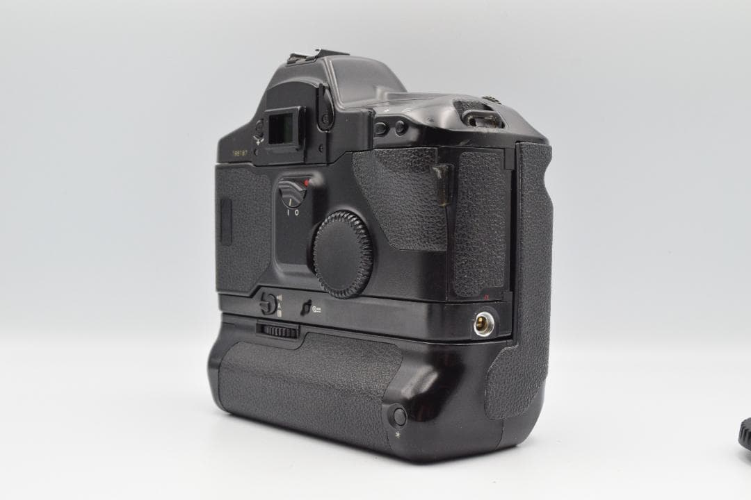 Canon EOS-1N フィルム一眼レフカメラ #CB004