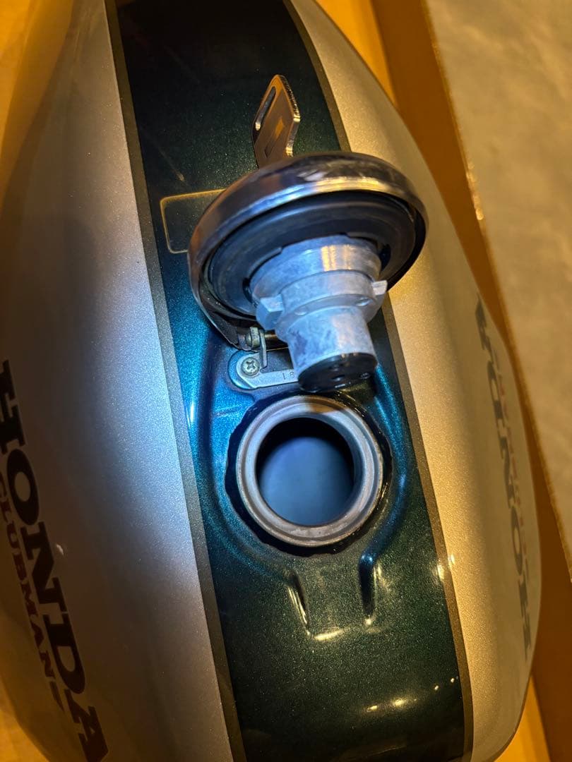 GB250クラブマン 純正タンク
