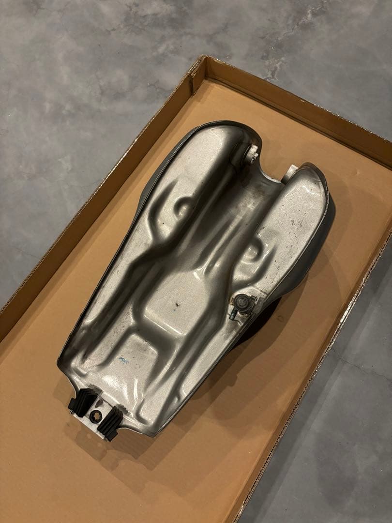 GB250クラブマン 純正タンク