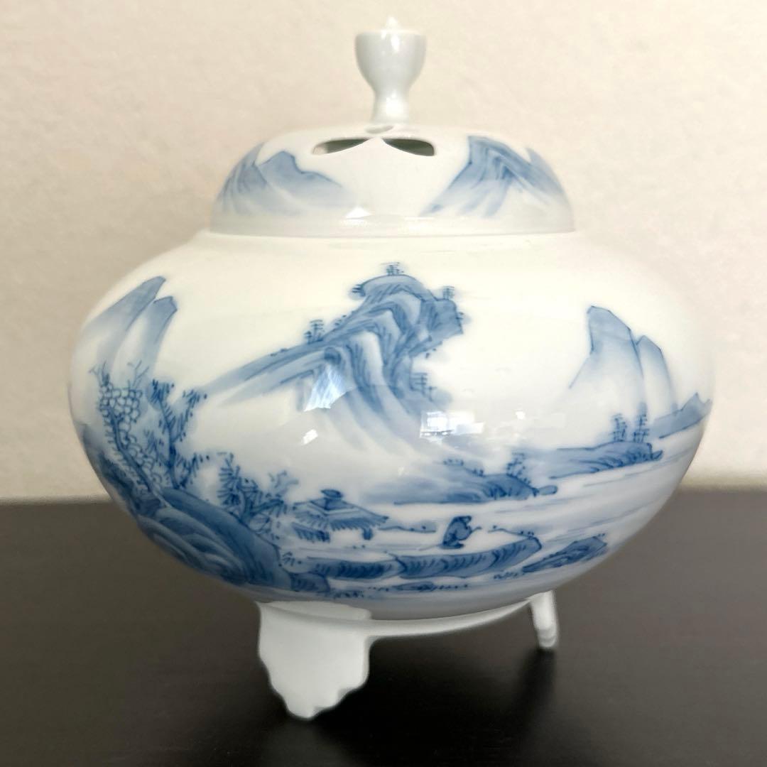 中村清六 作 白磁染付 山水絵香炉