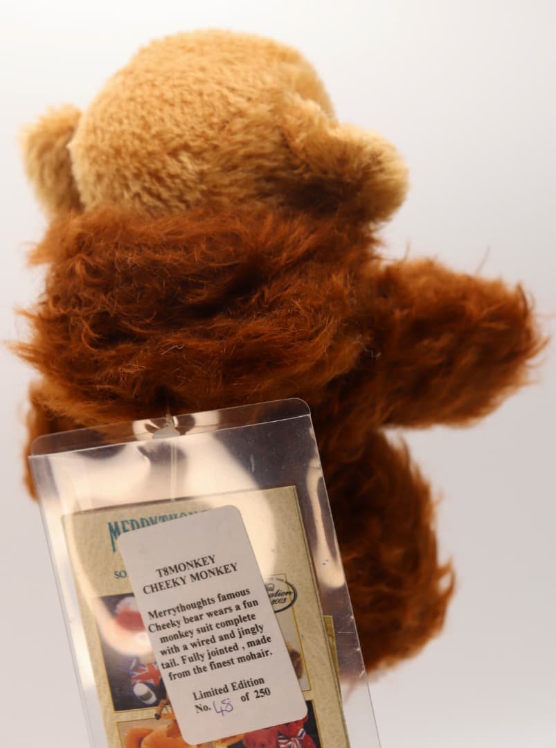 チーキー・モンキー Merrythought 24cm 赤いお尻と長いしっぽ