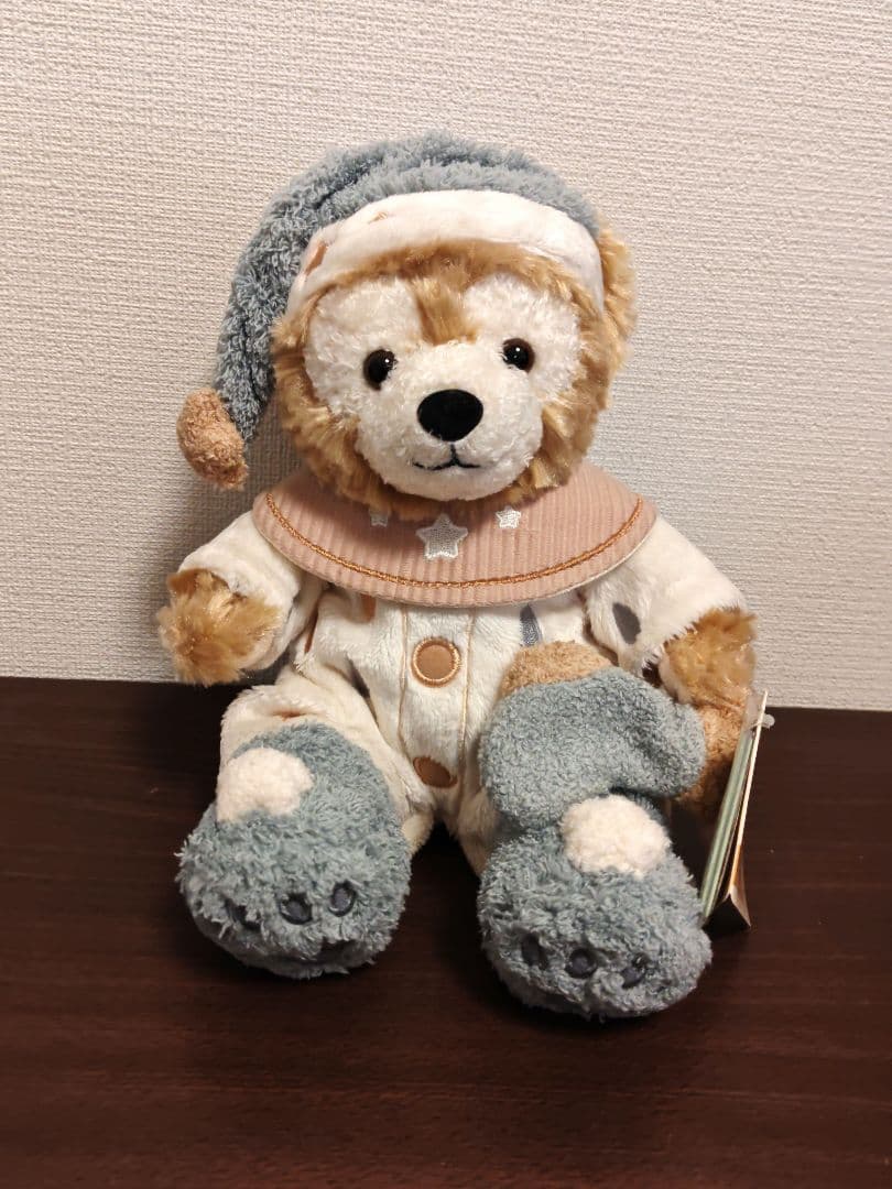上海ディズニーダッフィーぬいぐるみssサイズ　 パジャマ　レア