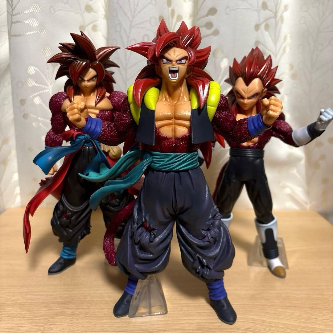 一番くじ　ドラゴンボール　超サイヤ人4 孫悟空　ベジータ　ゴジータ　フィギュア