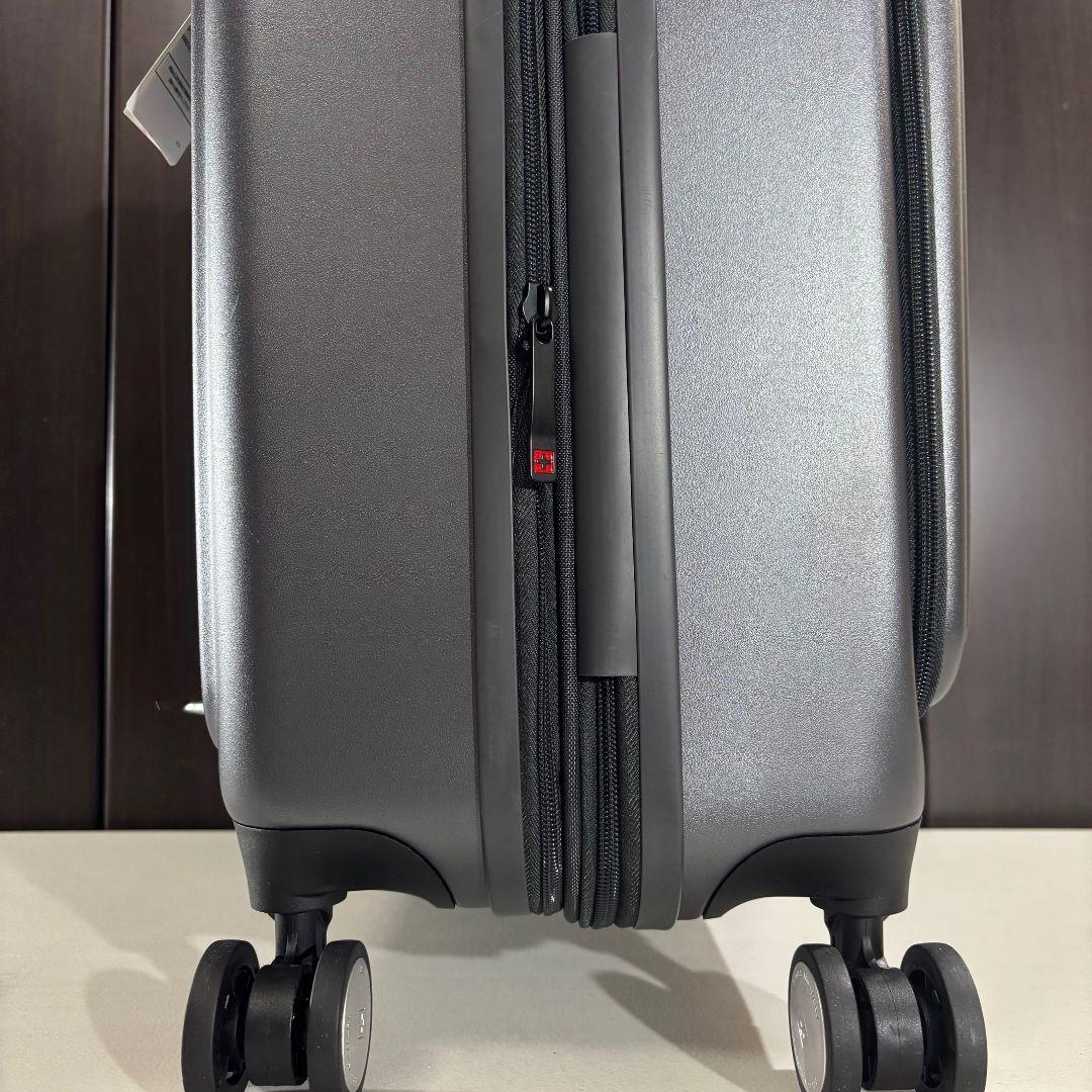 スイスミリタリー SM-C318 18in スーツケース 37L（拡張時42L）