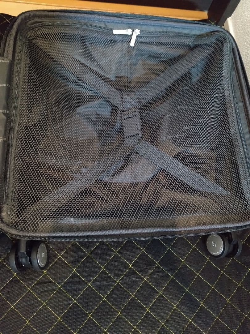 スイスミリタリー SM-C318 18in スーツケース 37L（拡張時42L）