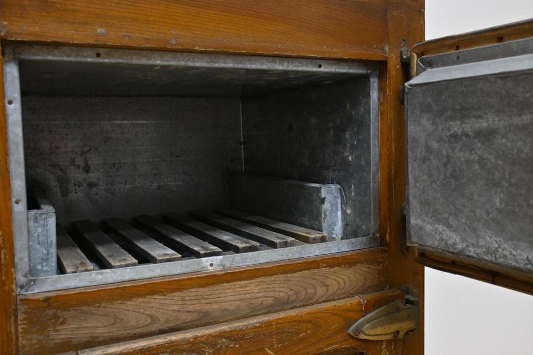 【昭和レトロ】氷式 冷蔵庫・アイスボックス・氷で冷やすタイプ(良品・静岡受取OK