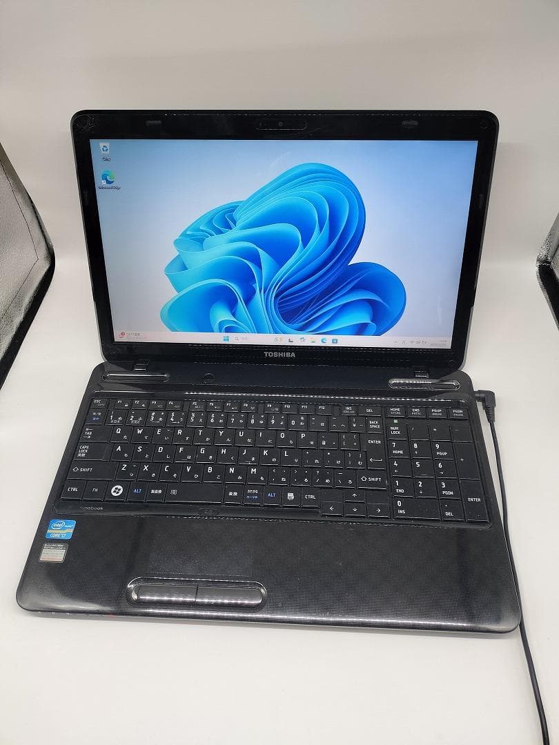 【東芝】爆速 Corei7/新品SSD128GB ノートパソコン A11