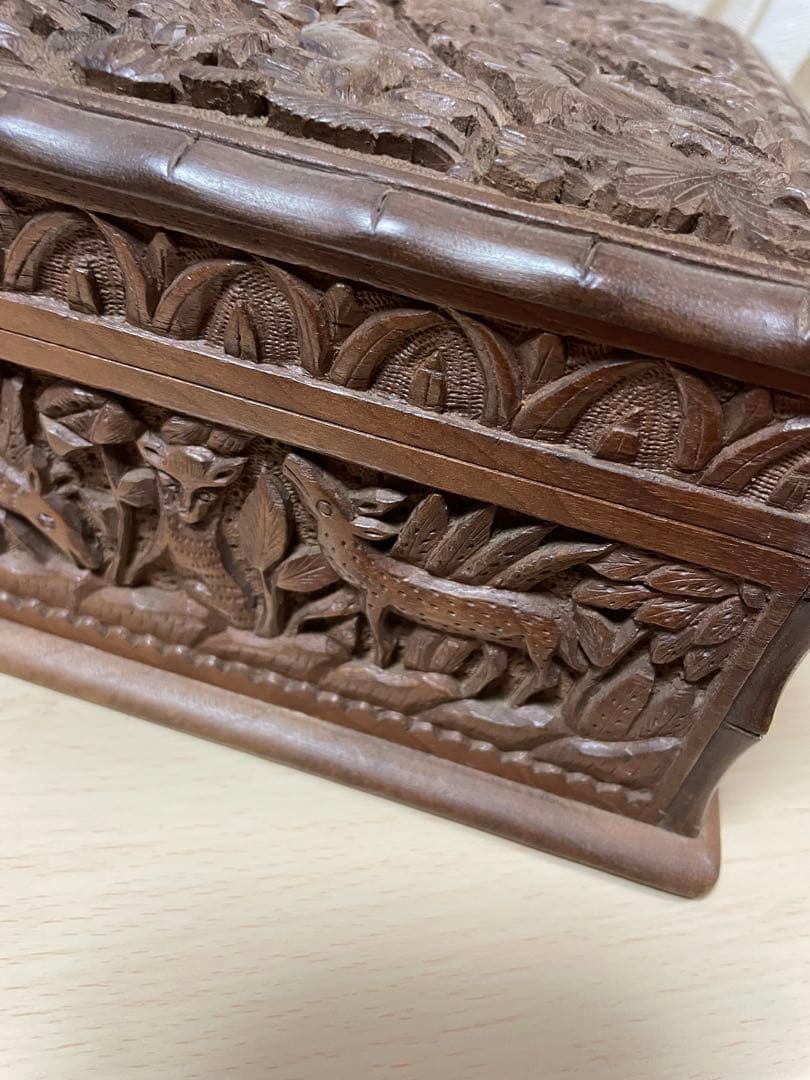 インド　アニマル　動物　カシミールヤギ　伝統工芸品　木製彫刻　ジュエルボックス