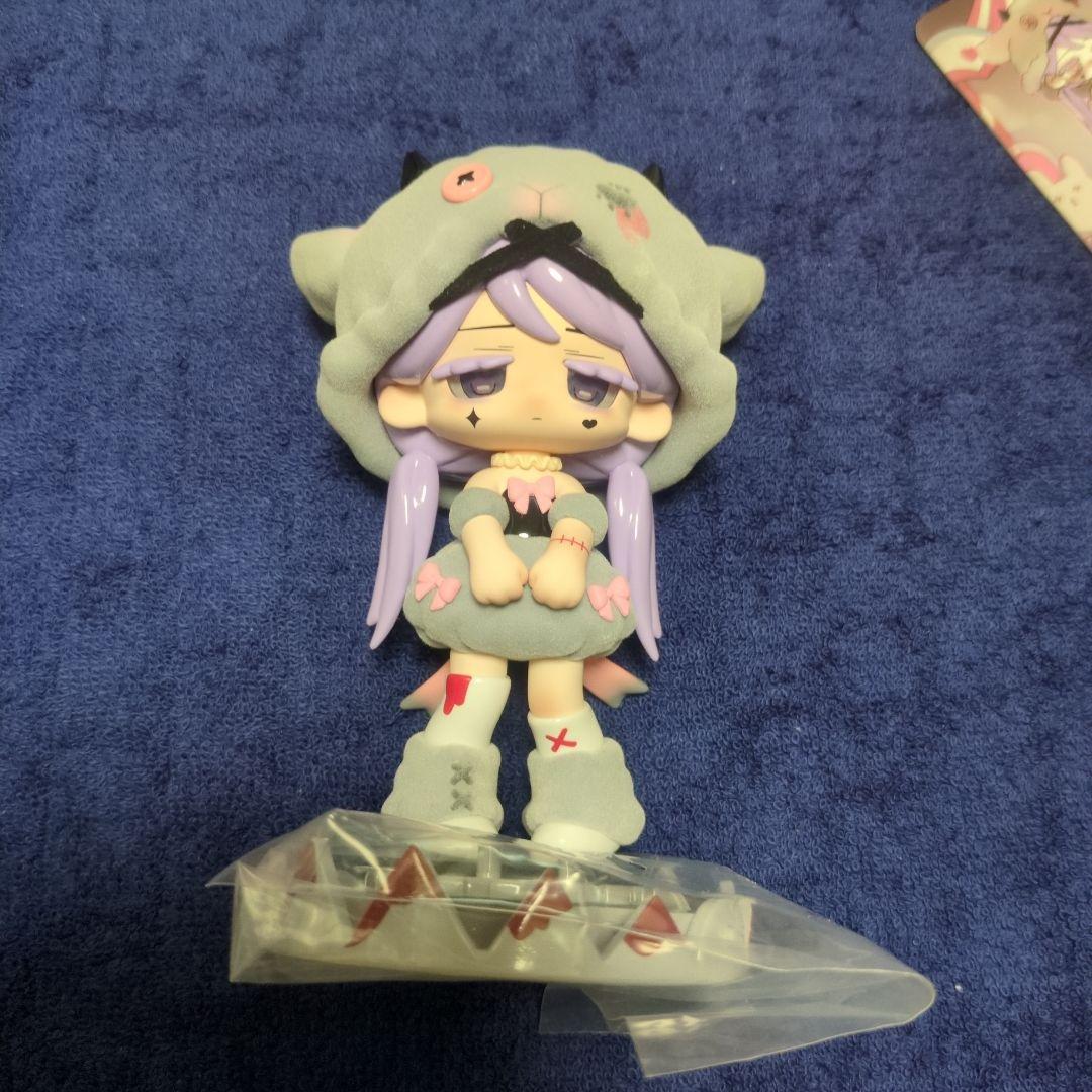MISSY フィギュア シークレット紫色の髪の子羊