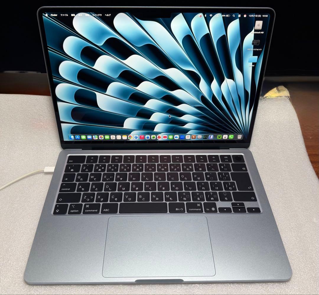【極美品・AppleCare】MacBook Air 13インチ スカイブルー
