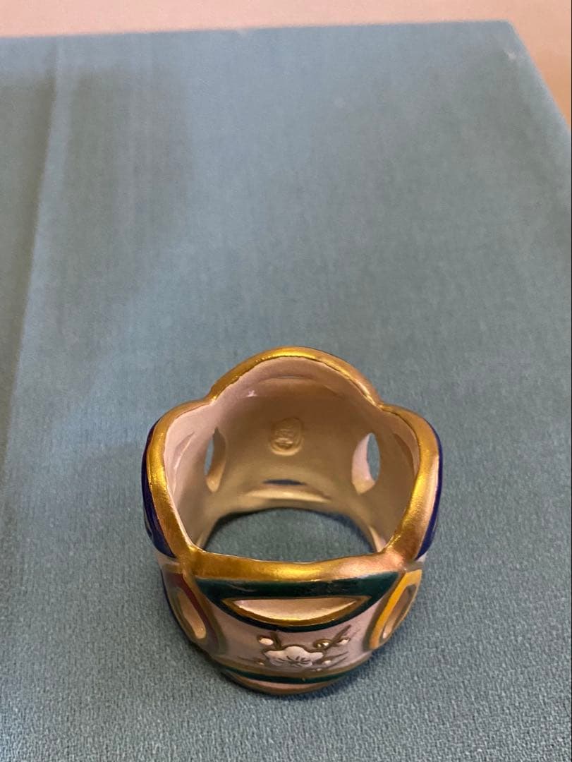 茶道具/蓋置 清閑寺窯『色絵四季七宝』透かし 金彩