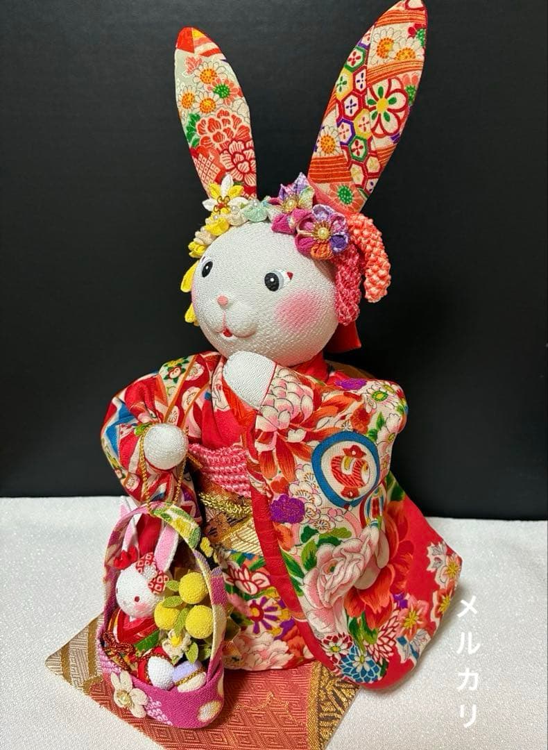 【うさぎの創作人形】耳長うさぎ　ちりめん細工　縮緬細工　うさぎの置物　和風うさぎ