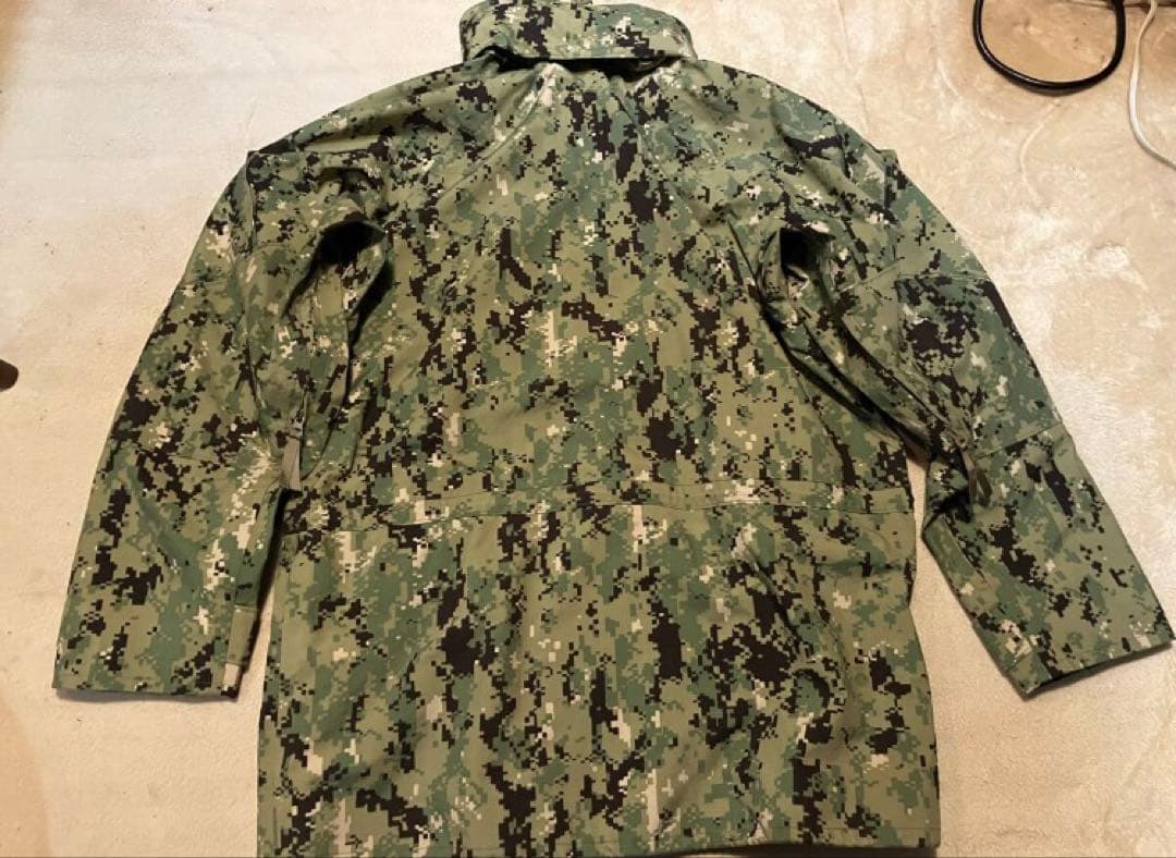 米軍　実物　AOR2 TypeIII マウンテンパーカー M/L ジャケット