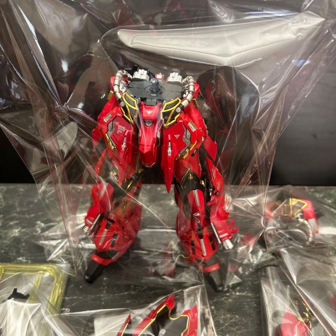 中華プラモ　彗星科技1/100白狼三倍速　海外製プラモデル完成品