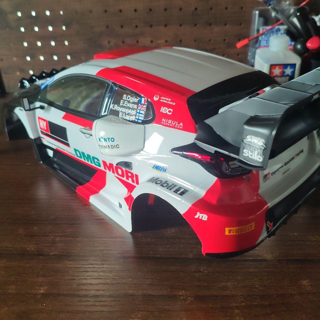 タミヤ　ヤリス　ハイブリッド　ボディ