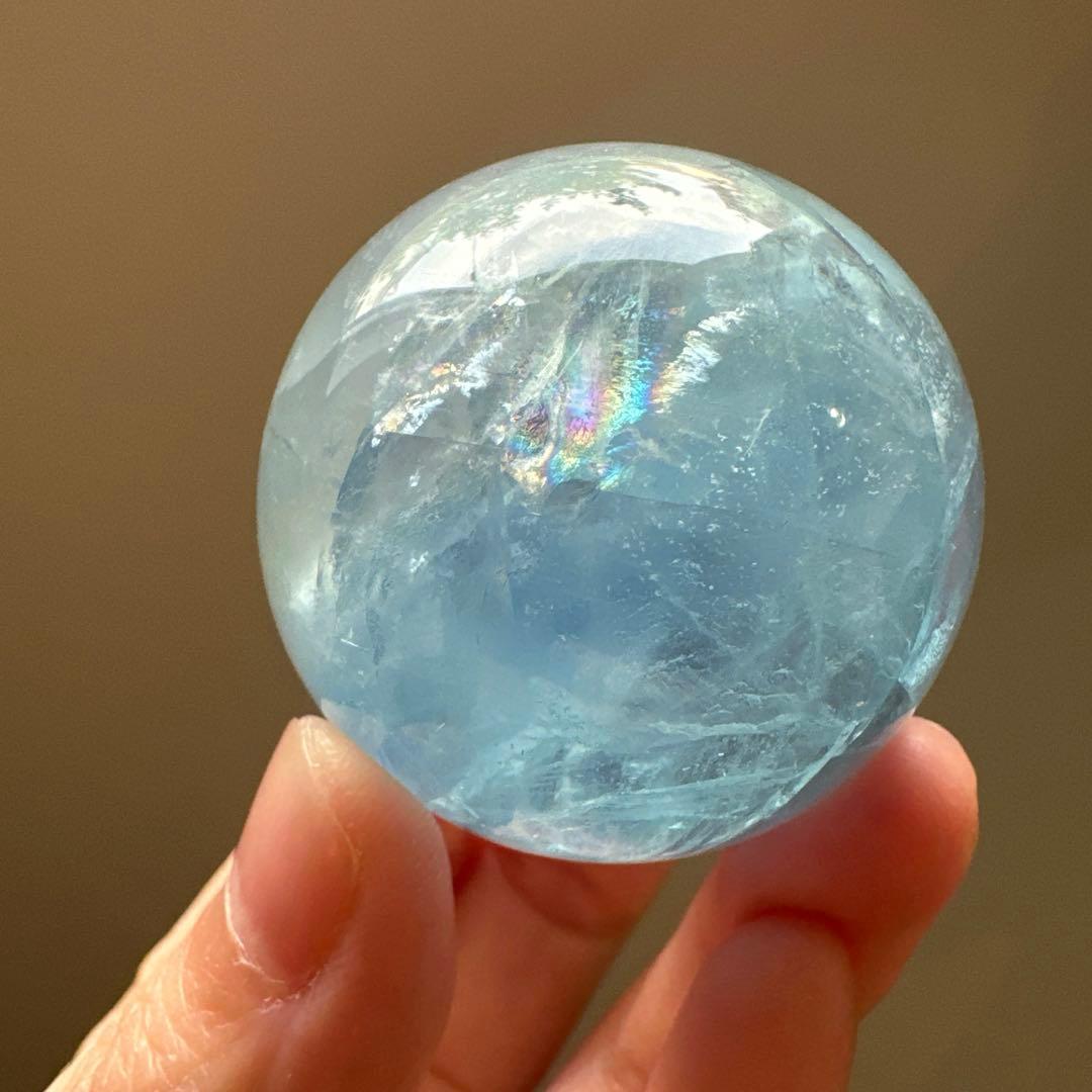 ブルーフローライト　スフィア　4.2㎝　スカイブルー　レア　虹　フローライト