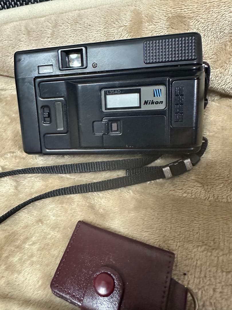レア　ニコン初のオートフォーカスコンパクトカメラNikon L35AF