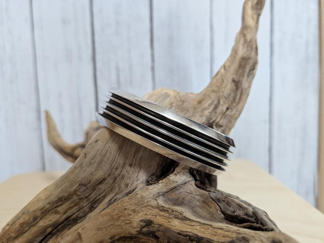 TOM HAWK トムホーク ラインバングル シルバー バングル 4ライン