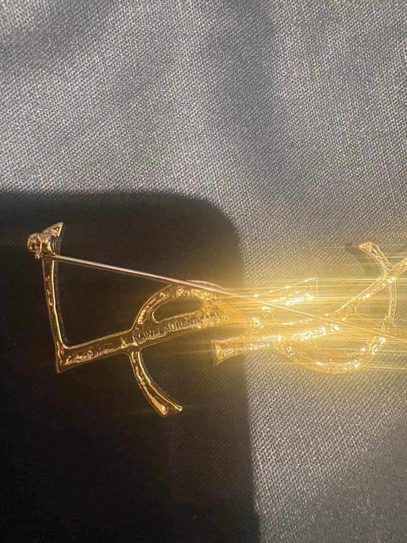 Saint Laurent クロコダイル　ブローチ