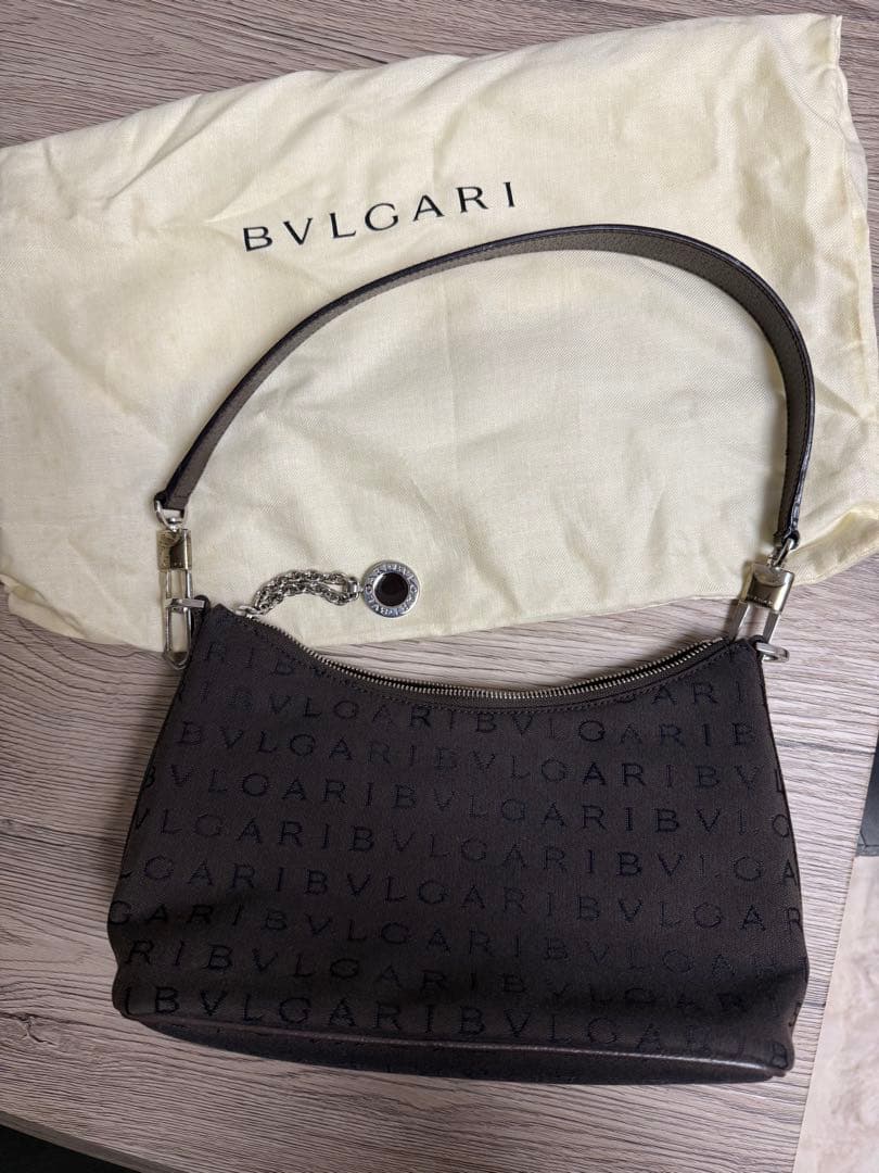 希少✨BVLGARI ワンショルダーバック ロゴマニア サークルロゴ ブラウン