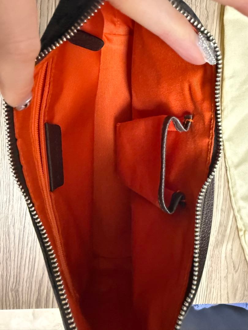 希少✨BVLGARI ワンショルダーバック ロゴマニア サークルロゴ ブラウン