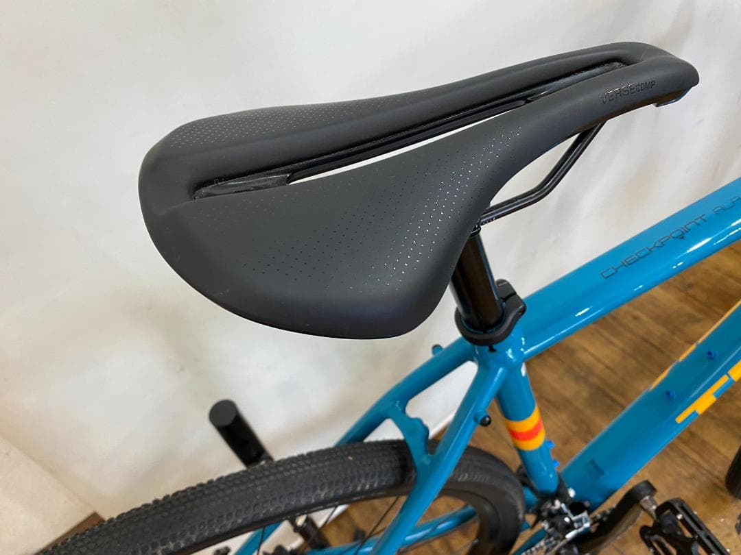 トレック　Checkpoint　ALR５　美品　52サイズ