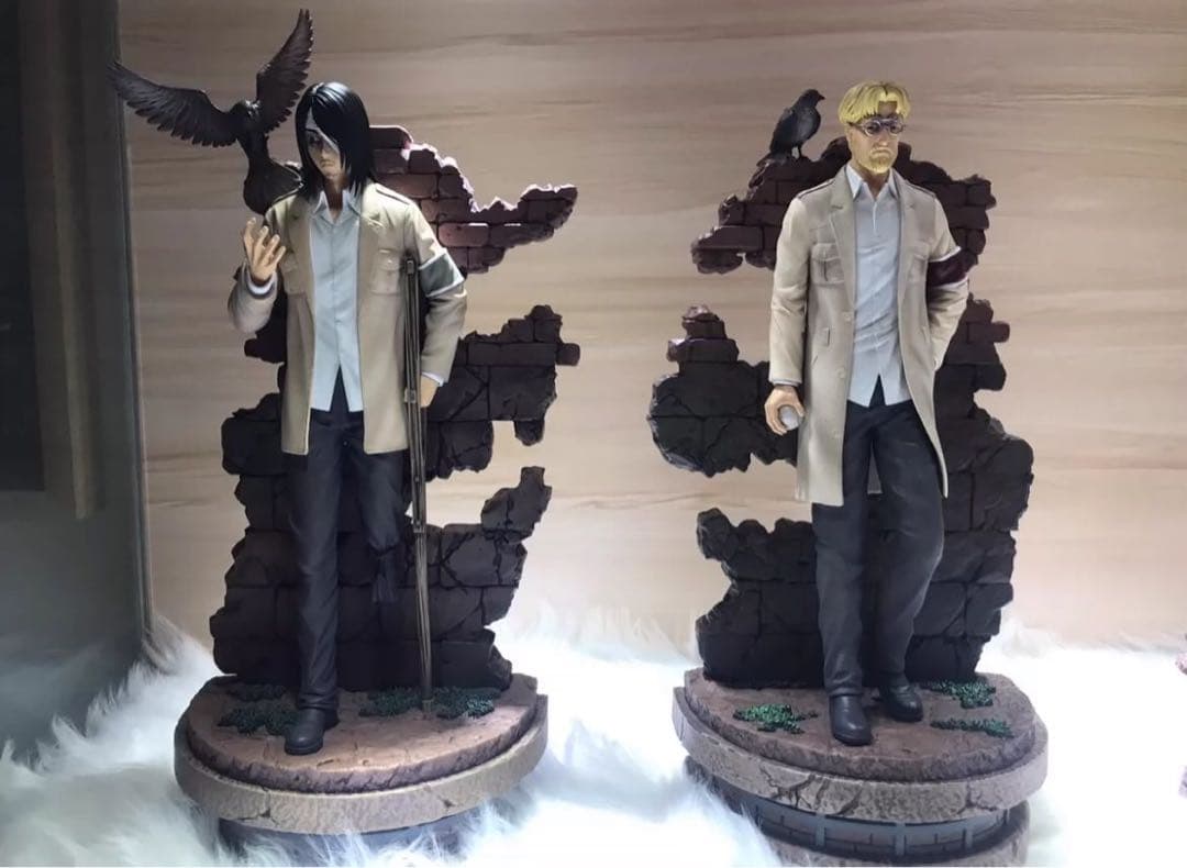 進撃の巨人 エレン ジーク 2体  ガレージキット ガレキ スタチュー①