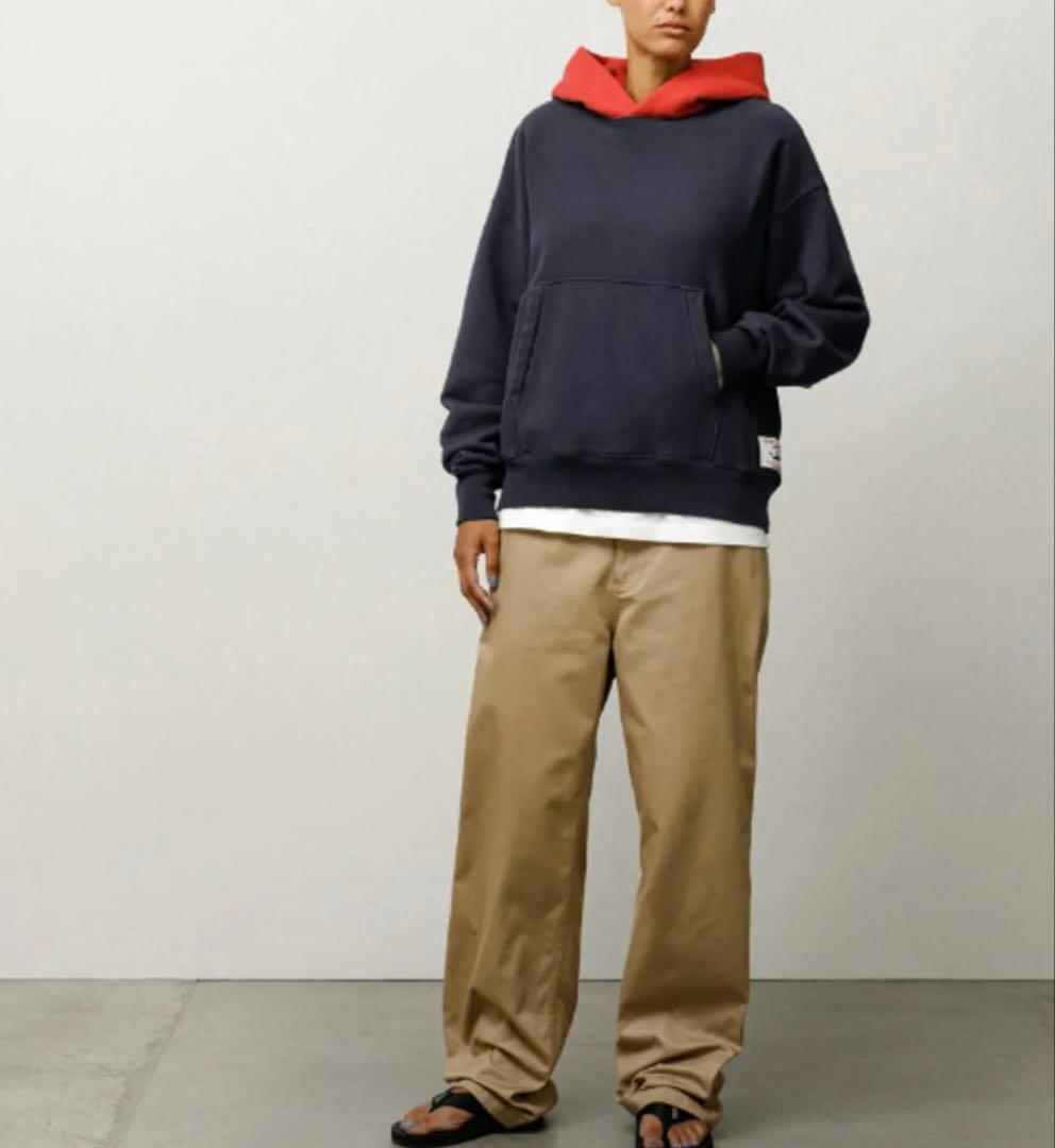 stussyベージュチノパン