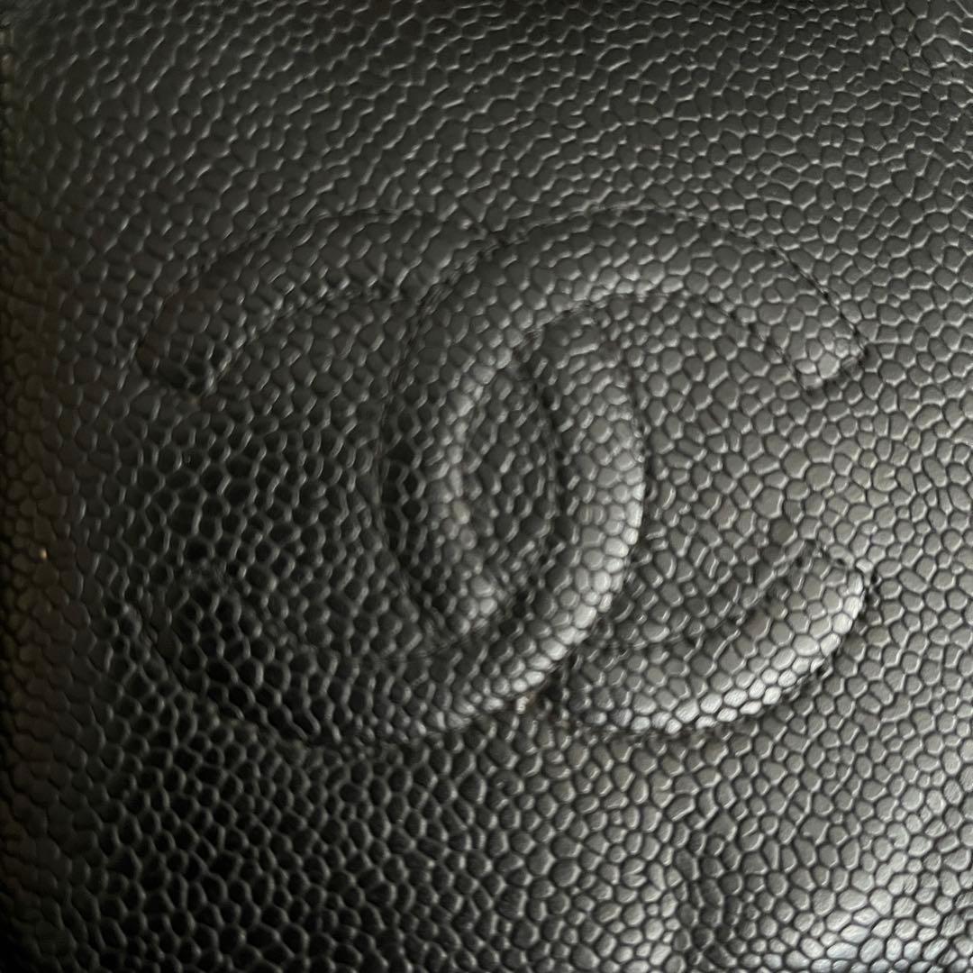 希少 外見美品級 CHANEL キャビアスキン 二つ折り財布 ブラック