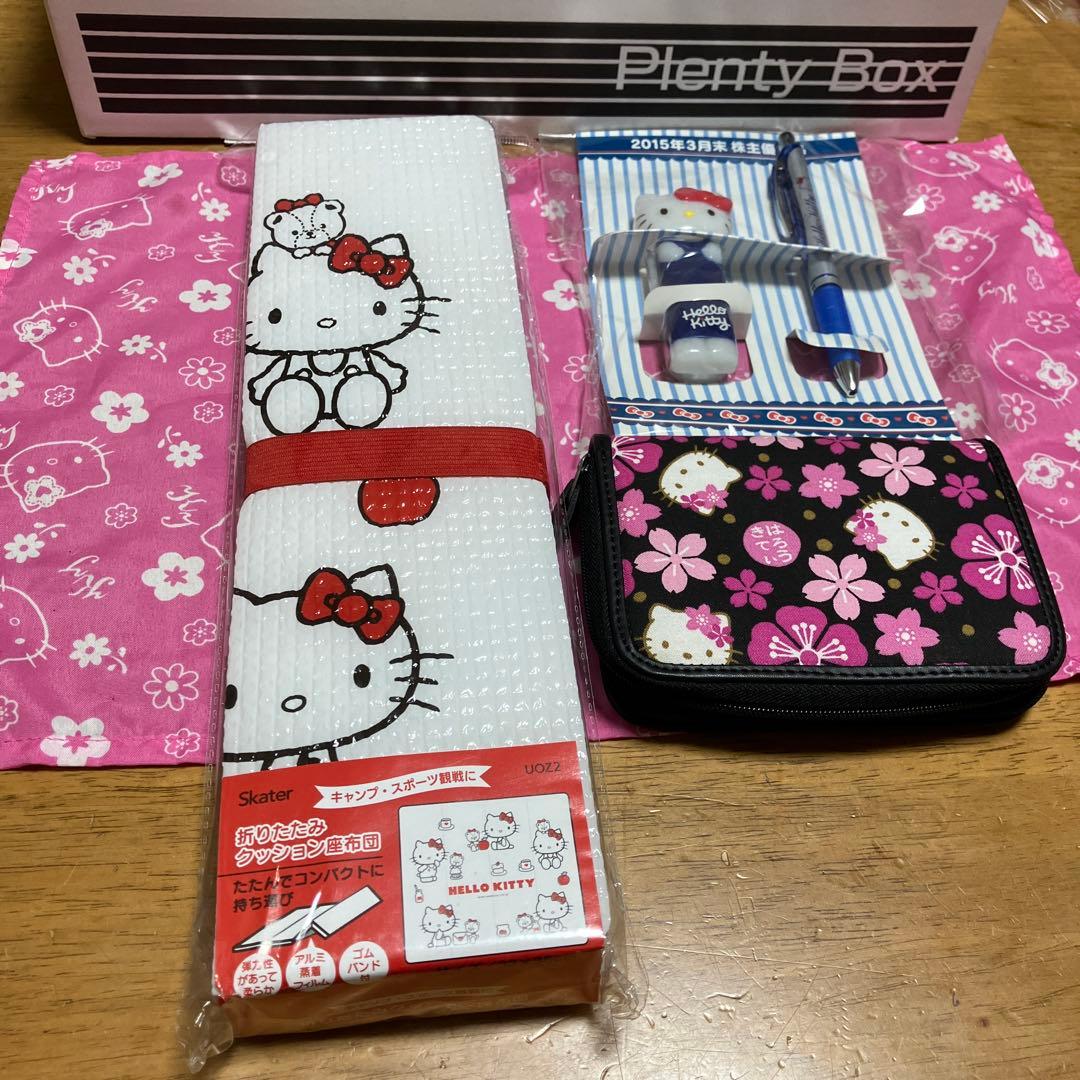 サンリオ　ハローキティ　セット〜206