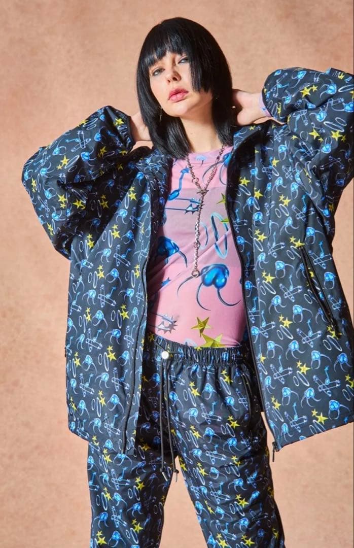 新品 LiSA ROY 総柄シアートップス