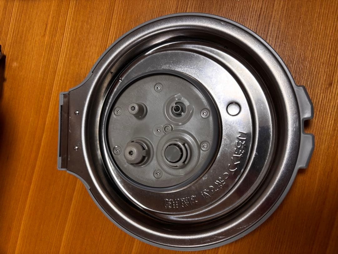 値下げ！ Panasonic SR-MPW101 IH炊飯器 5.5合　ホワイト