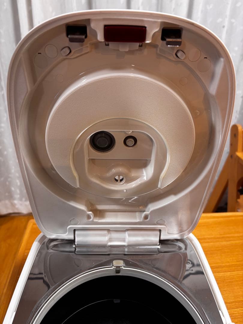 値下げ！ Panasonic SR-MPW101 IH炊飯器 5.5合　ホワイト