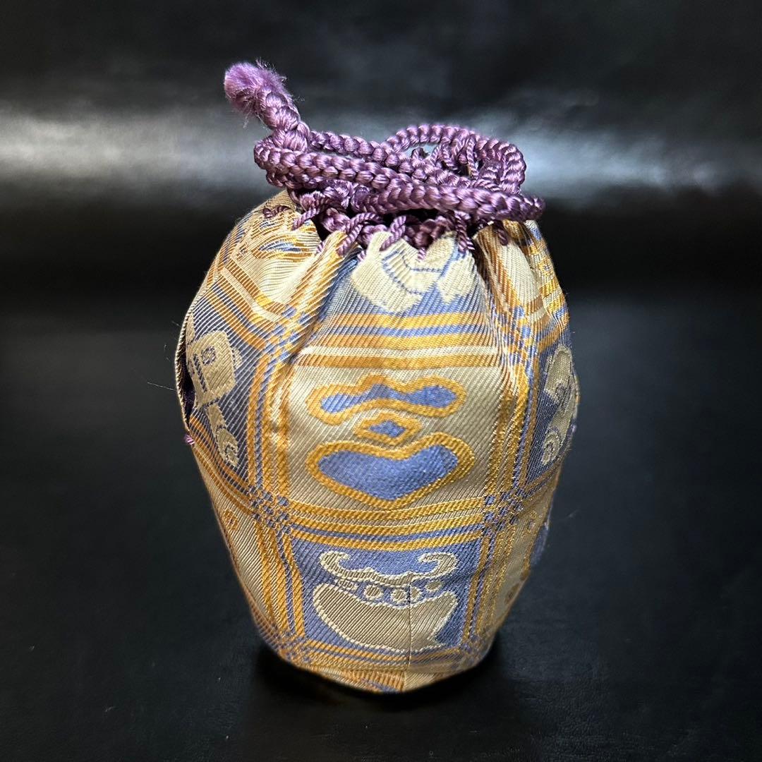 茶道具！高取焼 肩衝 茶入！石畳地 宝尽し紋！『高取 喜恵』造！共箱/仕覆/栞付