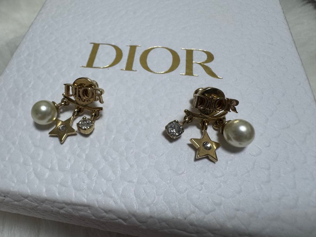 Dior ゴールド 星 パール ピアス