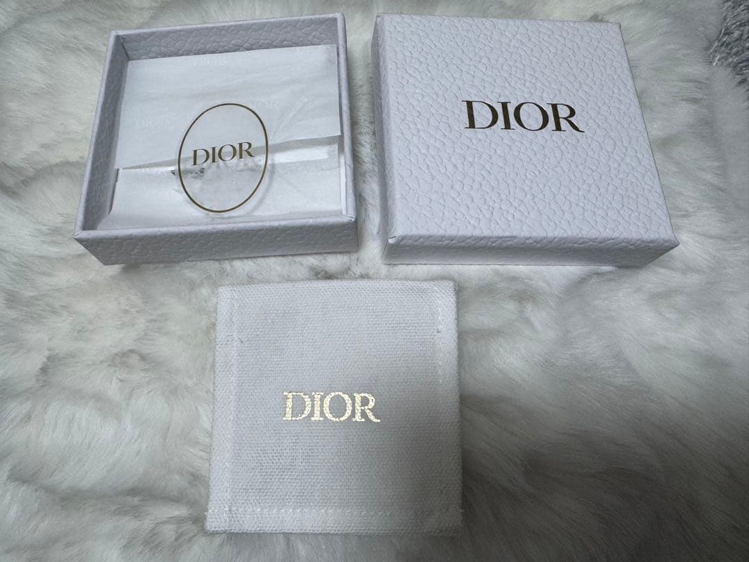 Dior ゴールド 星 パール ピアス