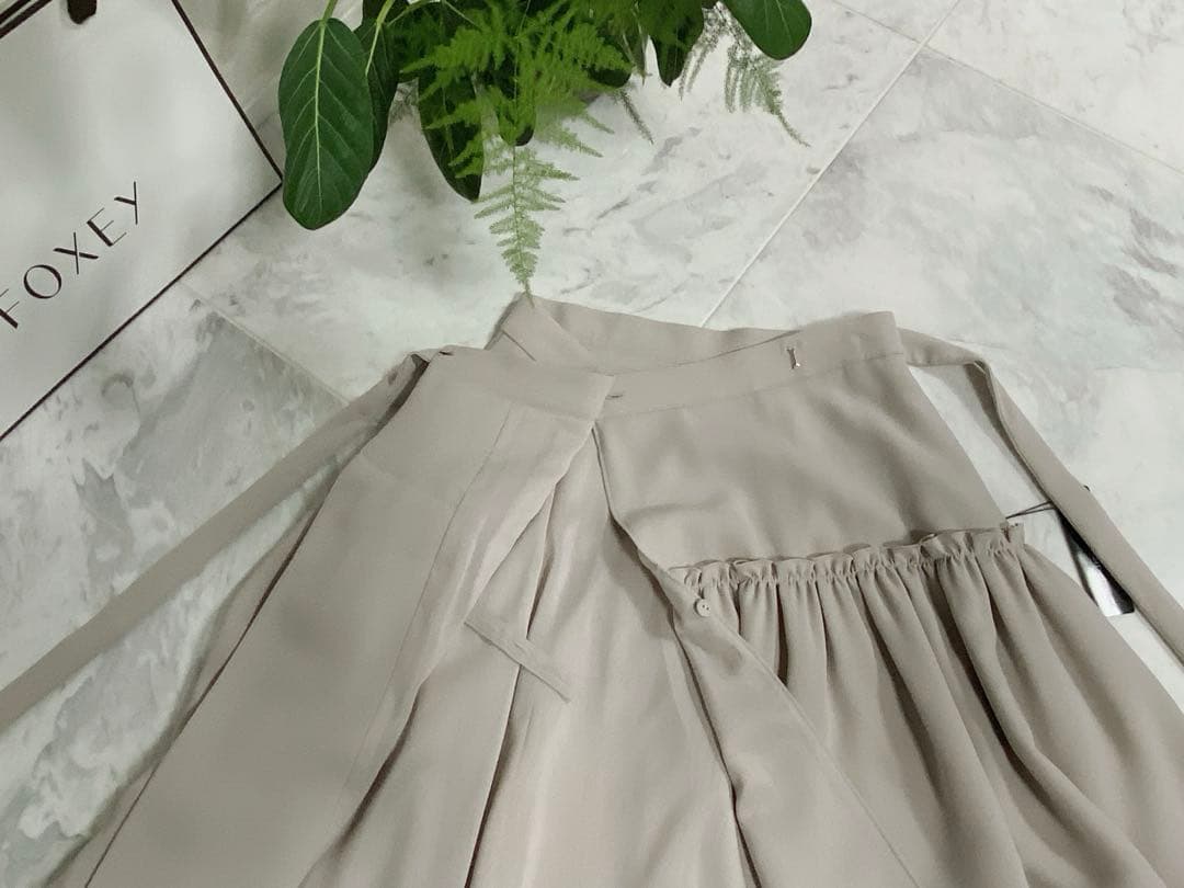 未使用★FOXEY/フォクシーギャザー切り替えスカート 38