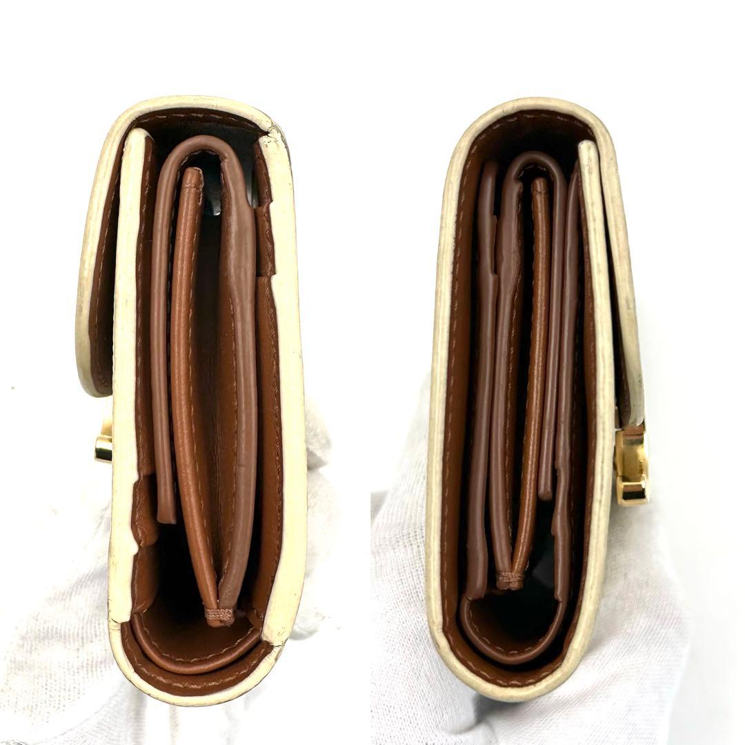 《極美品》現行CELINE トリオンフ レザー スモールウォレット 三つ折り財布