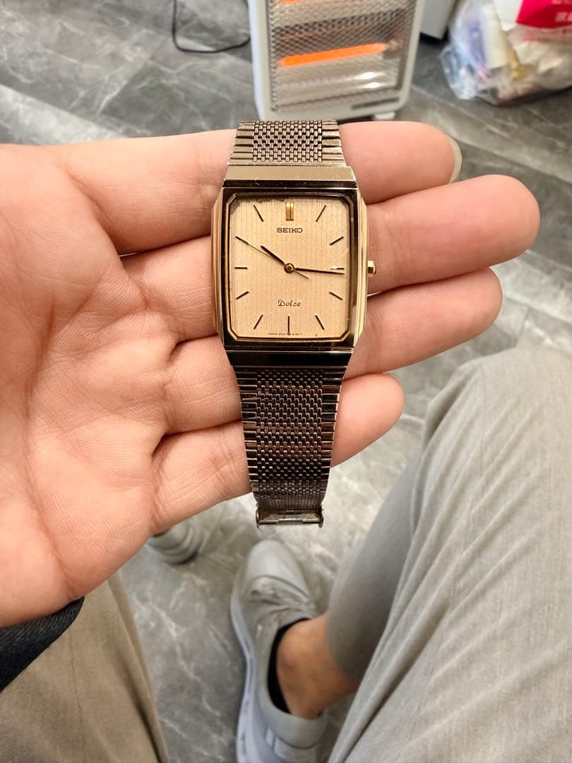SEIKO Dolceセイコー ドルチェ腕時計ゴールド スクエアケース動作品