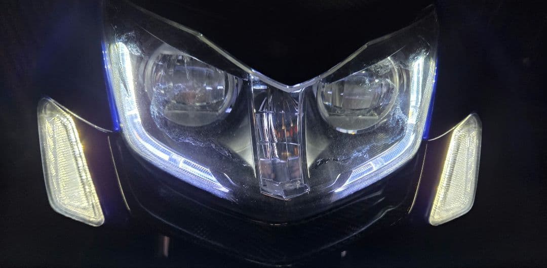 KOSO 　シグナスX 5型ヘッドライト美品