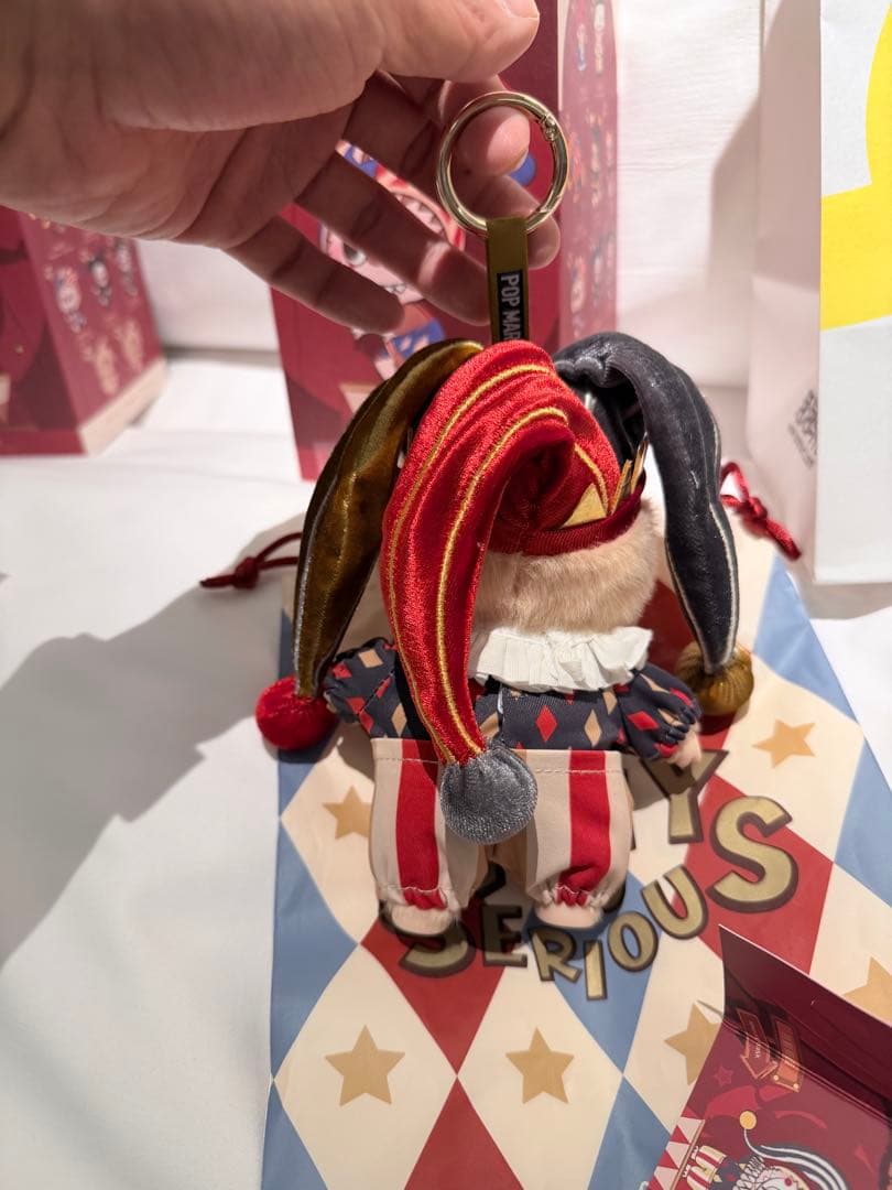 ポップマート Labubu ラブブ　Why so serious シークレット