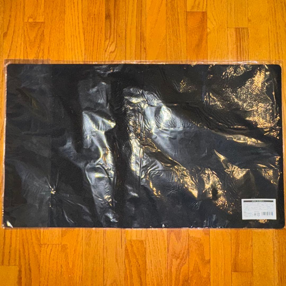 カグラナナ　ラバーデスクマット